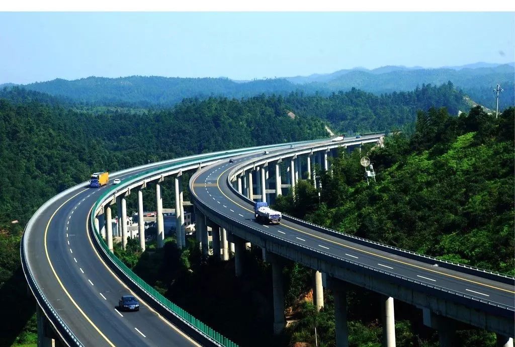 收费公路政策这些年①丨中国建成了世界领先的高速公路系统交通收费设备